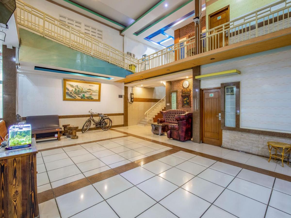 Hotel Sahabat 2 Dżakarta Zewnętrze zdjęcie